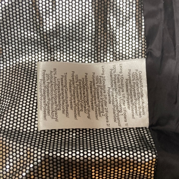 Women's Black Puffer Jacket with Faux Fur Hood - Picture 10 of 10